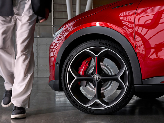 Alfa Romeo Junior - Junior Elettrica 2024 Exterior - Ruedas