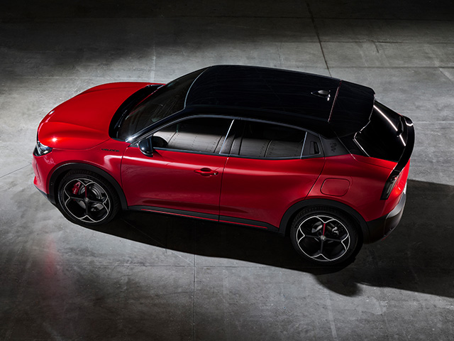 Alfa Romeo Junior - Junior Elettrica 2024 Exterior - Techo negro
