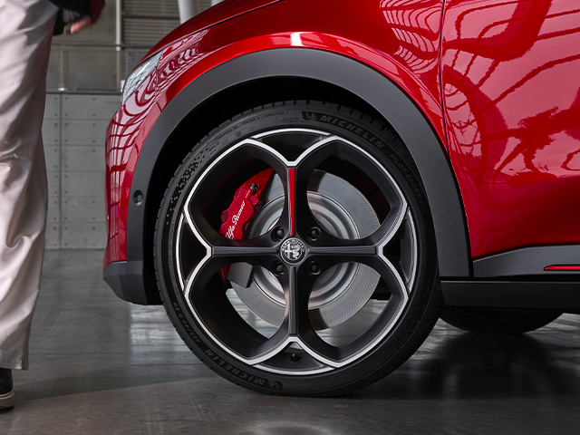 Alfa Romeo Junior - Junior Elettrica 2024 Tecnología - Frenado