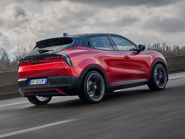 Alfa Romeo Junior - Junior Elettrica 2024 Tecnología - Dinámica de conducción