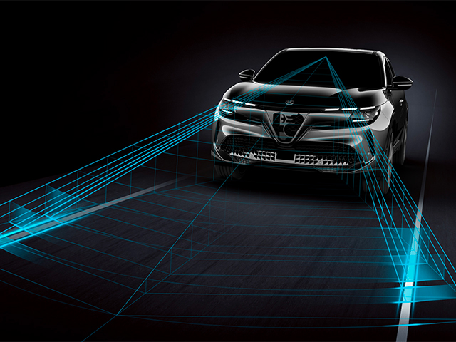 Alfa Romeo Junior - Junior Ibrida 2024 ADAS - Centrado de Carriles