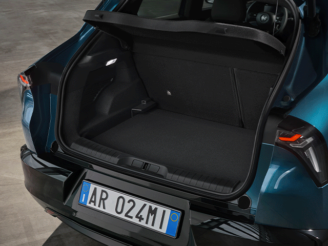 Alfa Romeo Junior - Junior Ibrida 2024 Interior - Maletero