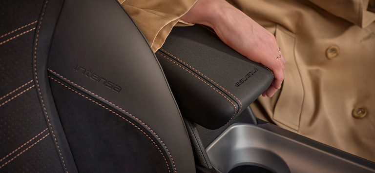 Interior del Alfa Romeo Tonale Intensa