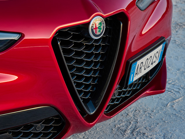 Alfa Romeo Stelvio MY24 - Galería Exterior 4