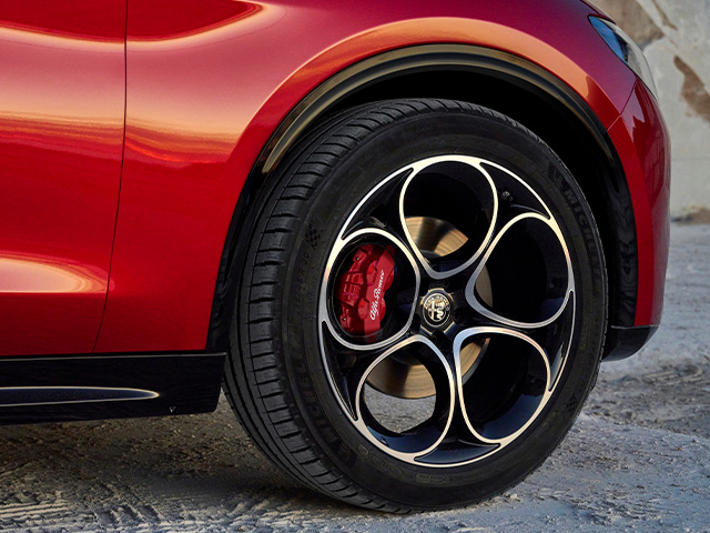 Alfa Romeo Stelvio MY24 - Galería Exterior 5