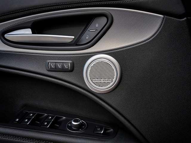 Alfa Romeo Stelvio MY23 - Interior 5